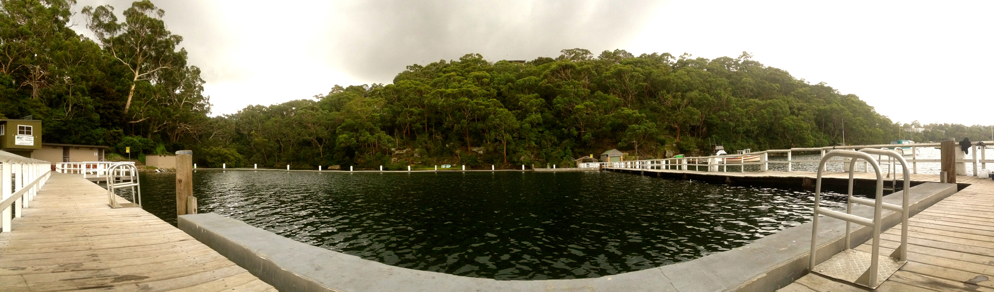 Gymea Bay baths panorama - 1000pools
